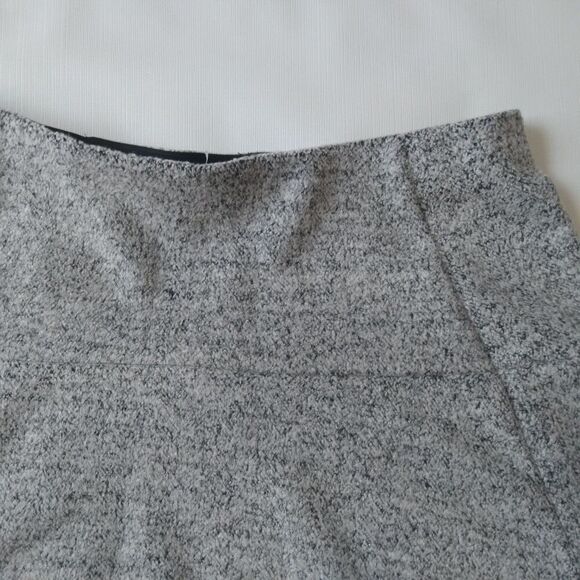LOFT Ann Taylor Gray Marled Fleece Fabric Mini Length Circle Skirt Women's Small - Picture 7 of 12